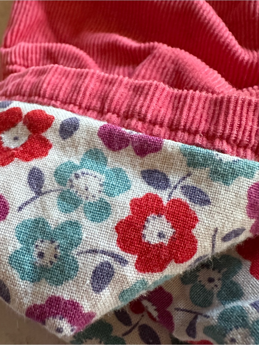 Mini Boden pink corduroy pants with floral cuffs, vguc size 6-12 months - Picture 2 of 7